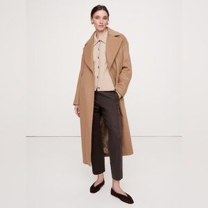 NWT! Banana Republic Chocolate Ganache Brown All Day Pant - Size Medium Tall 🩷